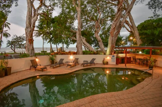 Marlin Waters Beachfront Apartments