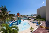 Aquamarina Beach Hotel Cancun - Water Park