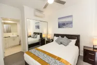 Gladstone Central Plaza Official Hotels in Gladstone