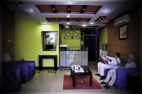 Royal Elegance Hotel