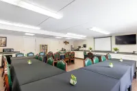 吉爾福德費爾賽德套房旅館 - 早餐