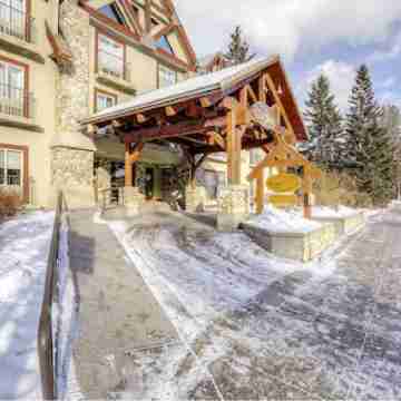 Banff Inn Hotel Exterior