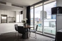 Silkari Suites at Chatswood - Apartments