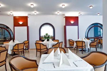 Hotel Citrin - Adults Only Отели в г. Брашов