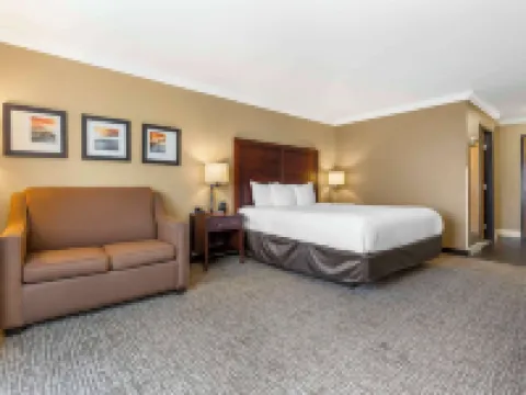 Comfort Inn & Suites Redwood Country Hoteles en Fortuna