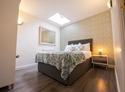 Modern Townhouse Apartment in Stratford Upon Avon with Wifi & Netflix