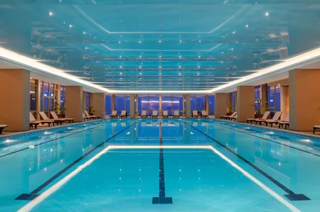 The Palace Hotel, Sunny Day