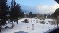 The Mammoth Creek Inn
