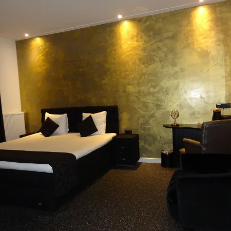 Sara's Boutique Hotel Отели рядом с достопримечательностью «Ауд-Вест»