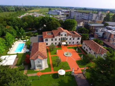 Villa Fiorita Hotel in zona Centro di Documentazione 'Giuseppe Pavanello'