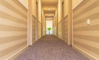 Hotel Lavender - Oleander Resort