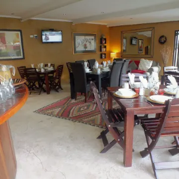 Uzuri Guesthouse CC