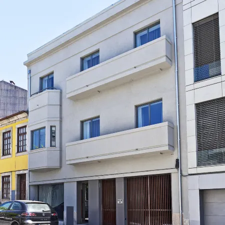 Bnapartments Palacio Отели рядом с достопримечательностью «Издательство Porto Editora»