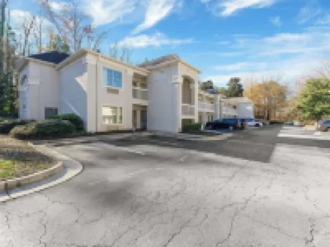 Studio 6 Extended Stay - Tucker, GA - Atlanta Northlake Hotels in Tucker