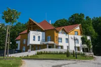 Panorama Boutique Hotel Hotels near Sfantu Gheorghe