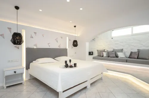 Naxos Evilion Luxury Apartments & Suites - Beach