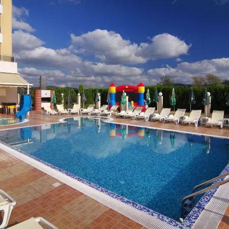 Hotel Plamena Palace