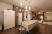 Franciacorta Family Friendly Các khách sạn ở Adro