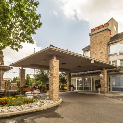 Monte Carlo Inn - Toronto Markham Các khách sạn gần Cửa hàng IIKEA North York