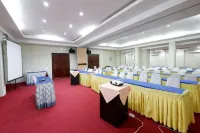 RedDoorz Plus @ Singosari Raya Hotels in South Semarang