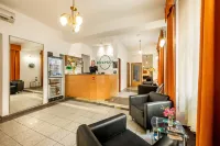 Hotel Golden City Garni - Airport Shuttle