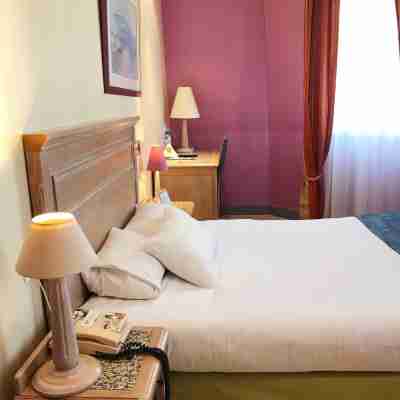 Brit Hotel Aux Sacres Reims, Centre Historique Rooms