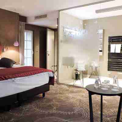 Hôtel La Couronne Rooms