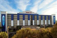 Hampton Inn Cocoa Beach/Cape Canaveral Hotels near Cocoa Beach Public Library