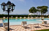 Fattoria San Lorenzo - parking