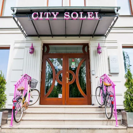 City Solei Boutique Hotel Отели рядом с достопримечательностью «Мальтанское озеро»