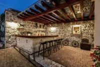 Heritage Hotel & Estate Raznjevica Dvori AD 1307 - 5-Star