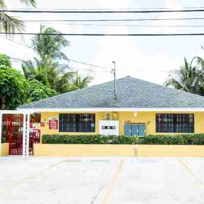 Brownstone Guesthouses Seabeach Hotel Exterior