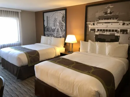 Super 8 by Wyndham Lynnwood Отели в г. Эдмондс