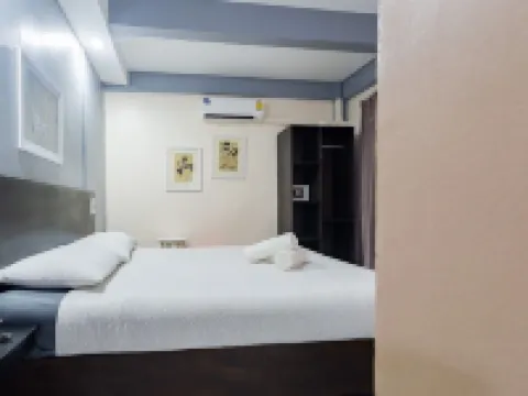 เดอะ บีช ชะอำ เรสซิเด้นซ์ โรงแรมในชะอำ