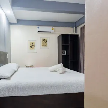 The Beach Cha am Residence