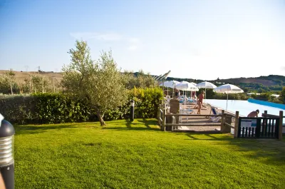 Tenuta la Lupa Hôtels à : Castellina Marittima