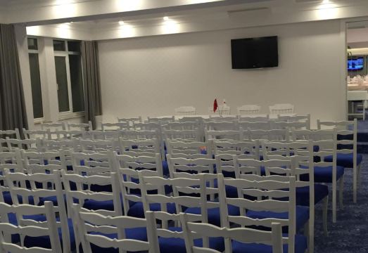 치메노글루 호텔