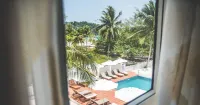 Scarlet Sails Resort - Romantic