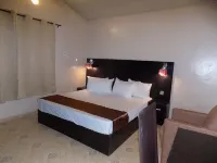 Posh Apartments Business Hotel Hotels near FESTAC TOWN Water Plant