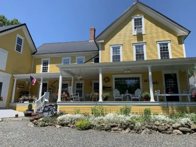 Freedom House B&B Hotels in 