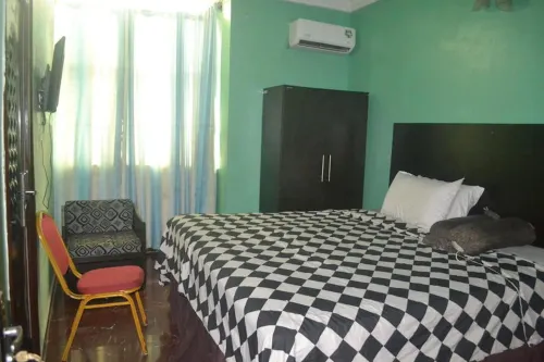Dan Morgan Hotel & Suites