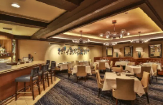 Cactus Petes Resort & Horseshu Hotel