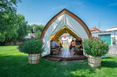 Winzerhof Küssler - Weinviertel Hotels in Stillfried
