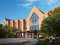 Haworth Hotel at Hope College Hotels in Holland