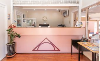 Engadine Motor Inn