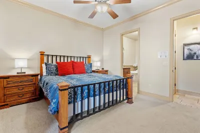 Sunset Hideaway Near National Parks & Hike/Bike Hotels in Washington County