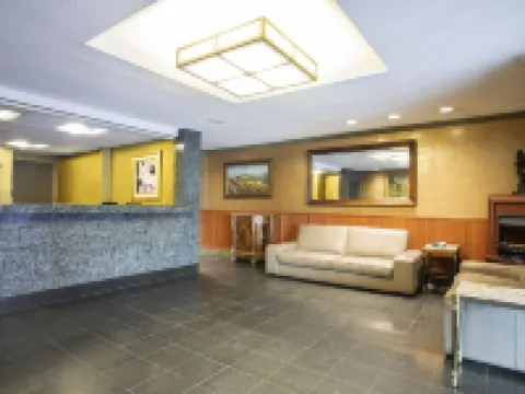 The Business Inn Hotels in Ottawa