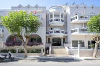 Peridis Family Resort Hotel in zona Odeon romano di Kos