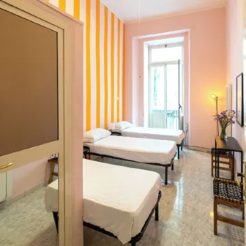 Naples Pizza Hostel