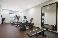 Comfort Inn la Porte - Gym